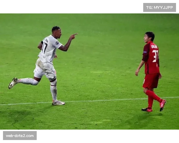 拜仁官方确认格雷罗今夏自由身离队，结束三年德甲生涯